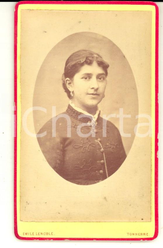 Fotografia d'epoca originale 1880 ca TONNERRE (F) Ritratto femminile in abito scuro *Foto Emile LE NOBLE 1