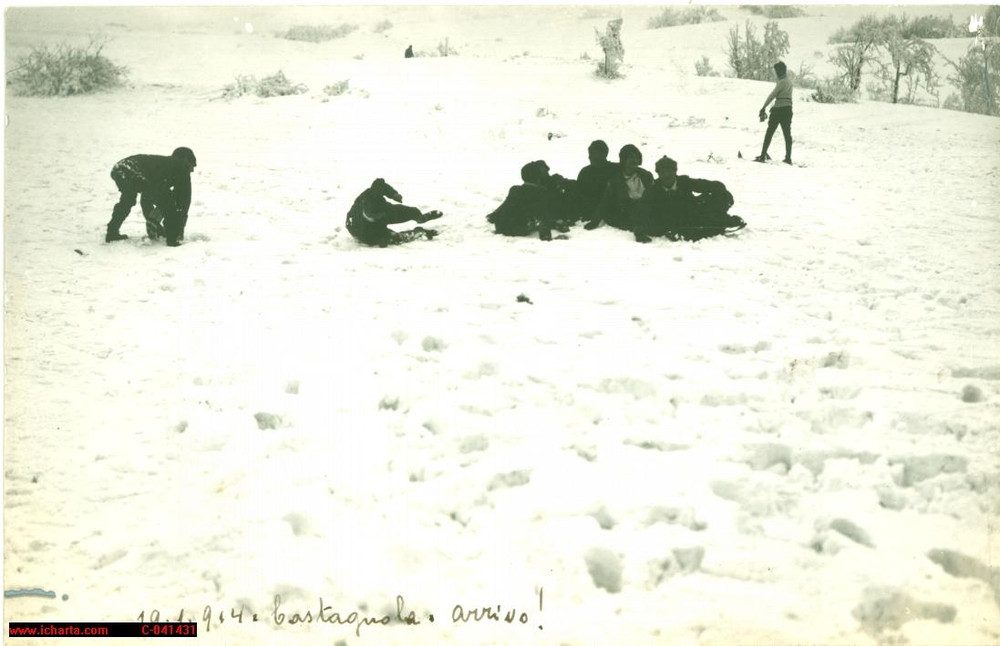 Cartolina originale da collezione 1914 FRACONALTO (AL) Slittino sulla neve a CASTAGNOLA 1