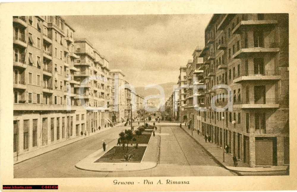 Cartolina originale da collezione 1951 GENOVA FOCE Prospettiva di via RIMASSA animata FP 1