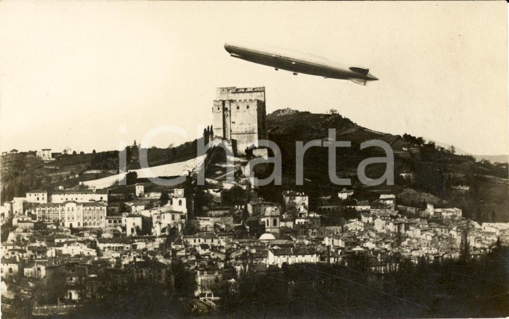 Cartolina originale da collezione 1930 ca CREST DROME Albert Monge  dirigibile ZEPPELIN  FP NV 1