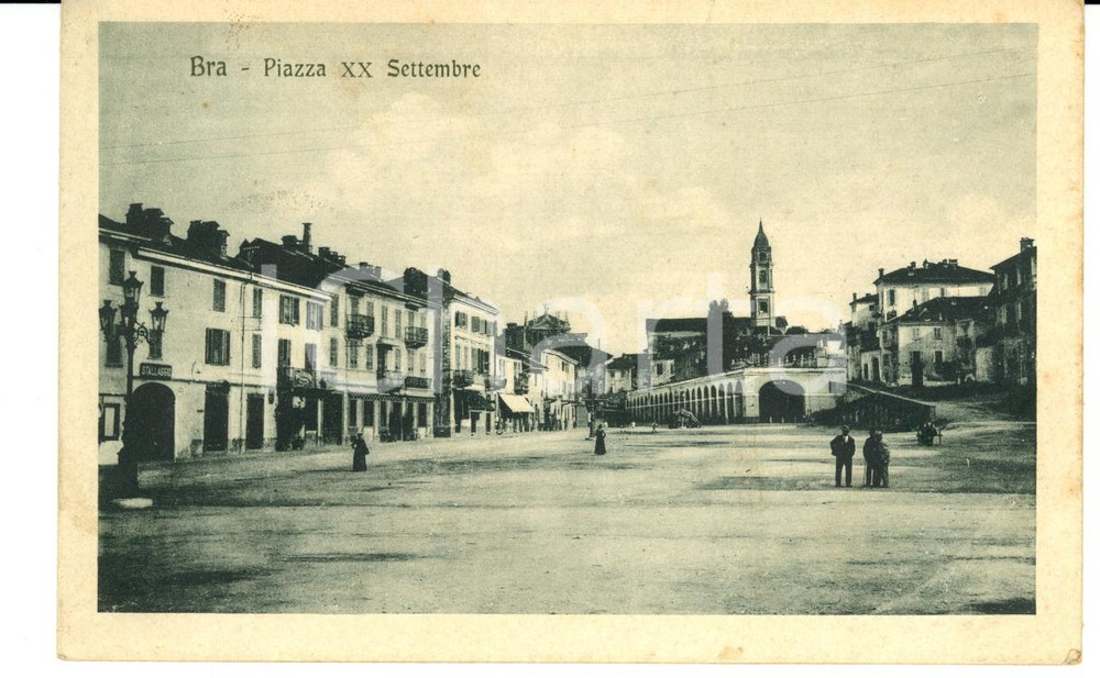 Cartolina originale da collezione 1931 BRA CN Piazza XX SETTEMBRE Cartolina ANIMATA FP VG 1