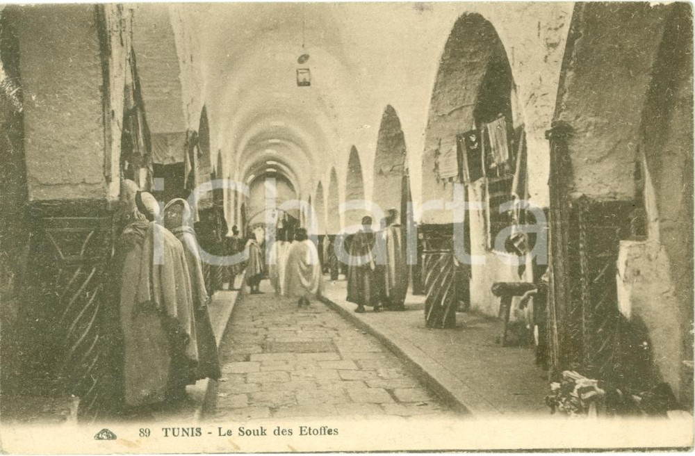 Cartolina originale da collezione 1931 TUNISI Il suk delle stoffe ANIMATA *Cartolina FP VG 1