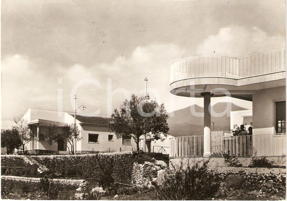 Cartolina originale da collezione 1960 VIAGRANDE (CT) Villaggio Turistico MADONNA DEGLI ULIVI Animata FG VG 1