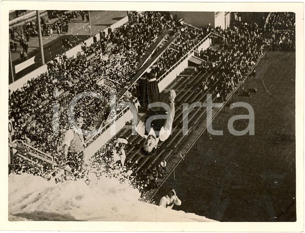Fotografia d'epoca originale 1939 PARIGI Prove di sci acrobatico REAL PHOTO 1