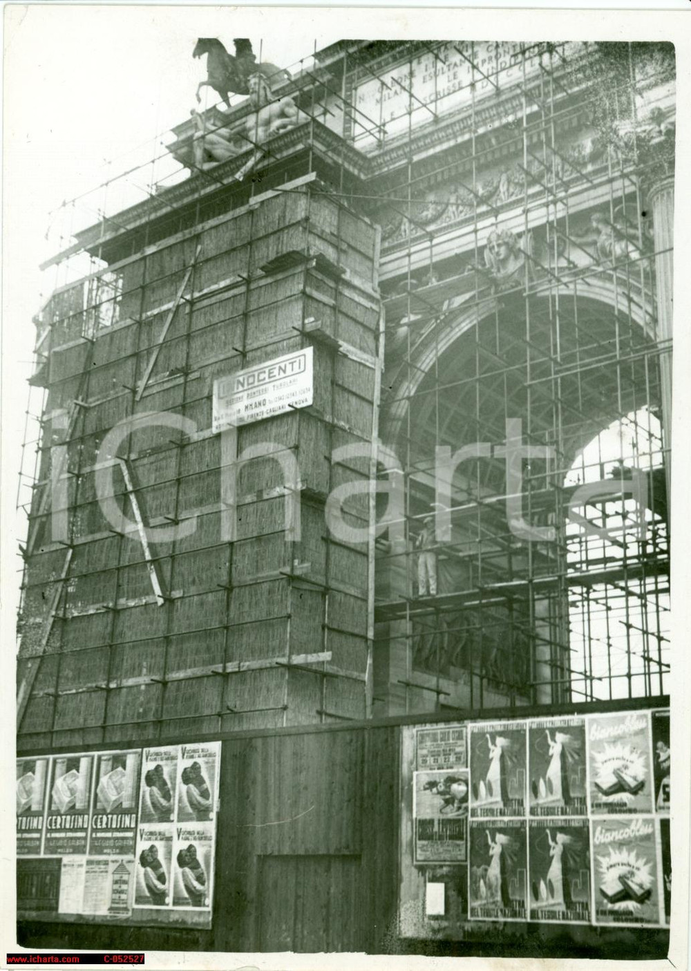 Fotografia d'epoca originale 1937 MILANO Restauri all'ARCO DELLA PACE animata 1