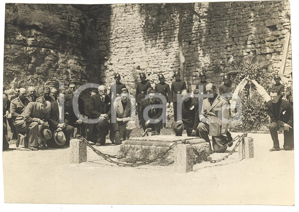 Fotografia d'epoca originale 1931 TRENTO Anniversario Cesare BATTISTI e Fabio FILZI 1