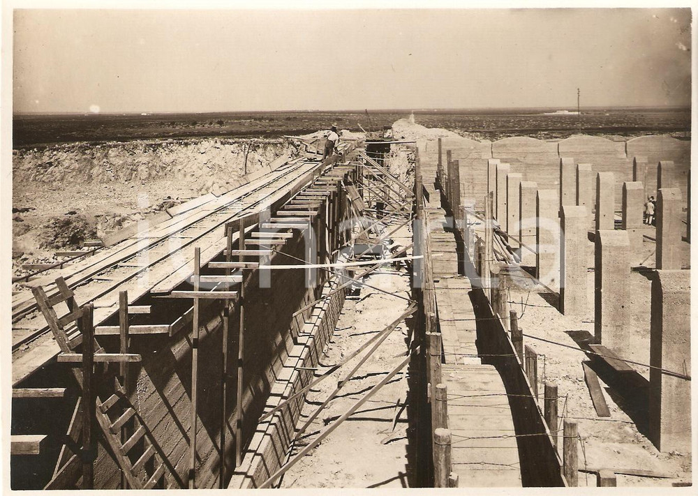 Fotografia d'epoca originale 1935 SALICE SALENTINO Costruzione serbatoio SAN PAOLO 1
