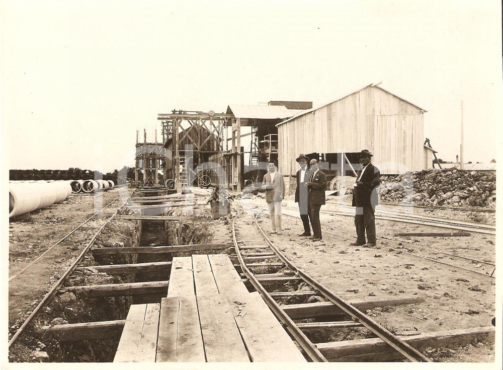 Fotografia d'epoca originale 1935 LECCE Panorama del cantiere ROTOLAFAE per SIFONE 1