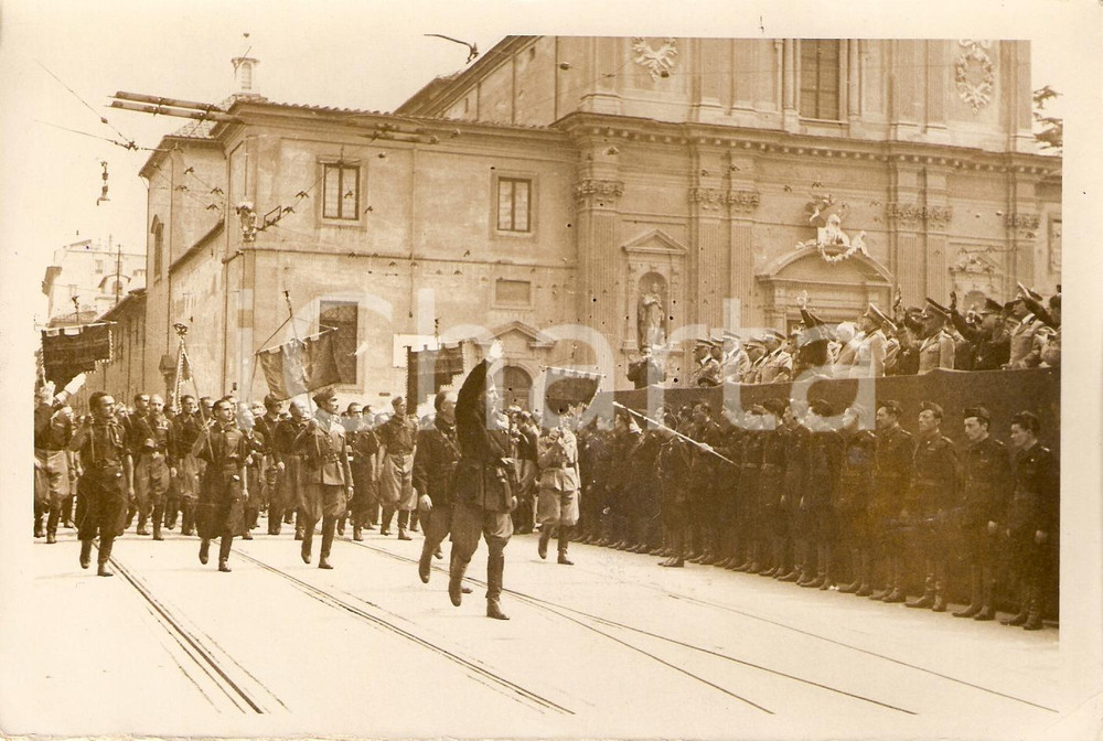 Fotografia d'epoca originale 1940 WW2 FIRENZE Sfilata dei reparti dei Volontari FOTO 1