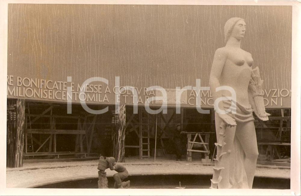 Fotografia d'epoca originale 1939 ROMA Mostra della Bonifica Integrale al CIRCO MASSIMO *Fotografia 1