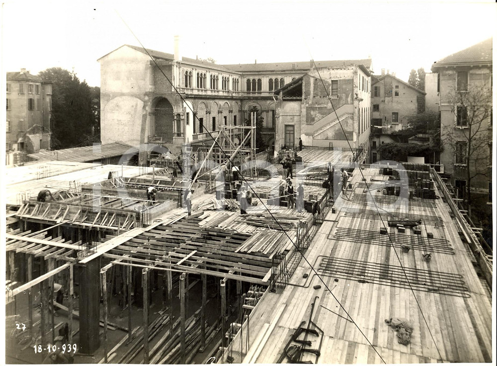 Fotografia d'epoca originale 1939 MILANO Piazza Cavour - Cantiere per il Palazzo dell'Informazione *Foto (1) 1