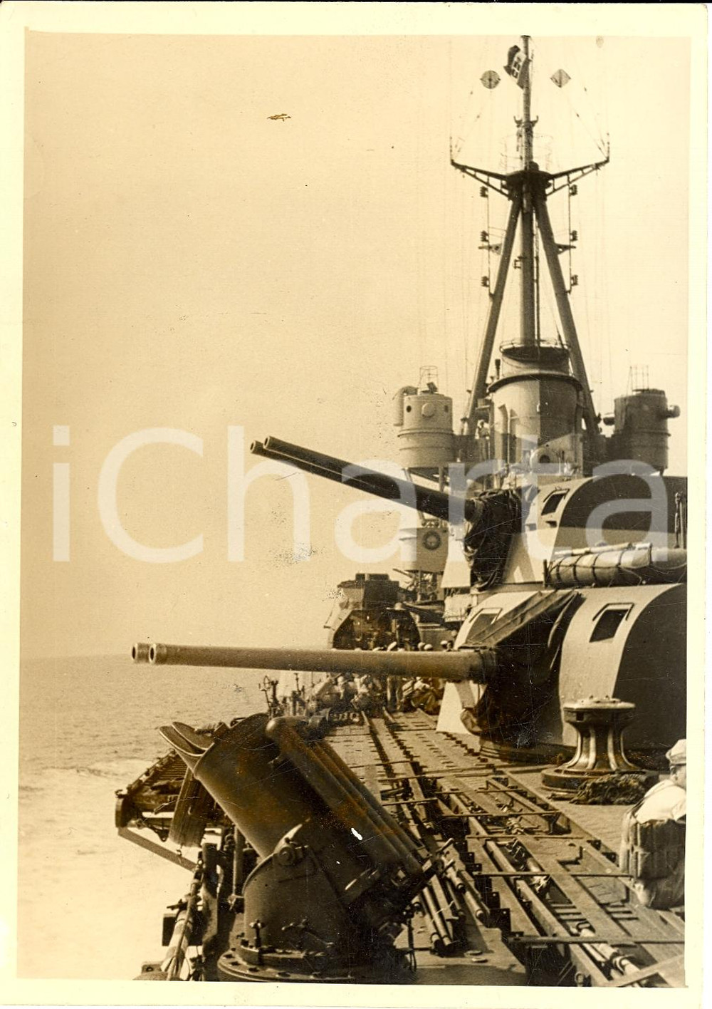 Fotografia d'epoca originale 1942 WW2 Nave da guerra R. MARINA scorta convogli A.S. 1