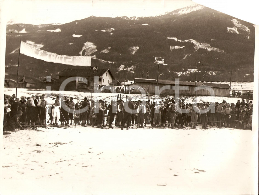 Fotografia d'epoca originale 1933 INNSBRUCK Partenza gara di staffetta della F.I.S. 1