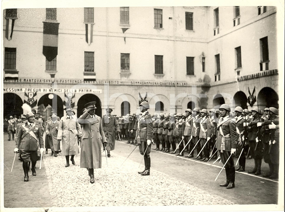 Fotografia d'epoca originale 1937 MILANO Generale GRASSI rivista Brigata CUNEO 7Â° Reggimento Fanteria *Foto 1