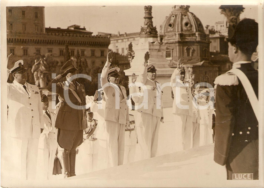 Fotografia d epoca originale 1940 ROMA Ion GIGURTU e Mihail MANOILESCU rendono omaggio al MILITE IGNOTO Foto 1