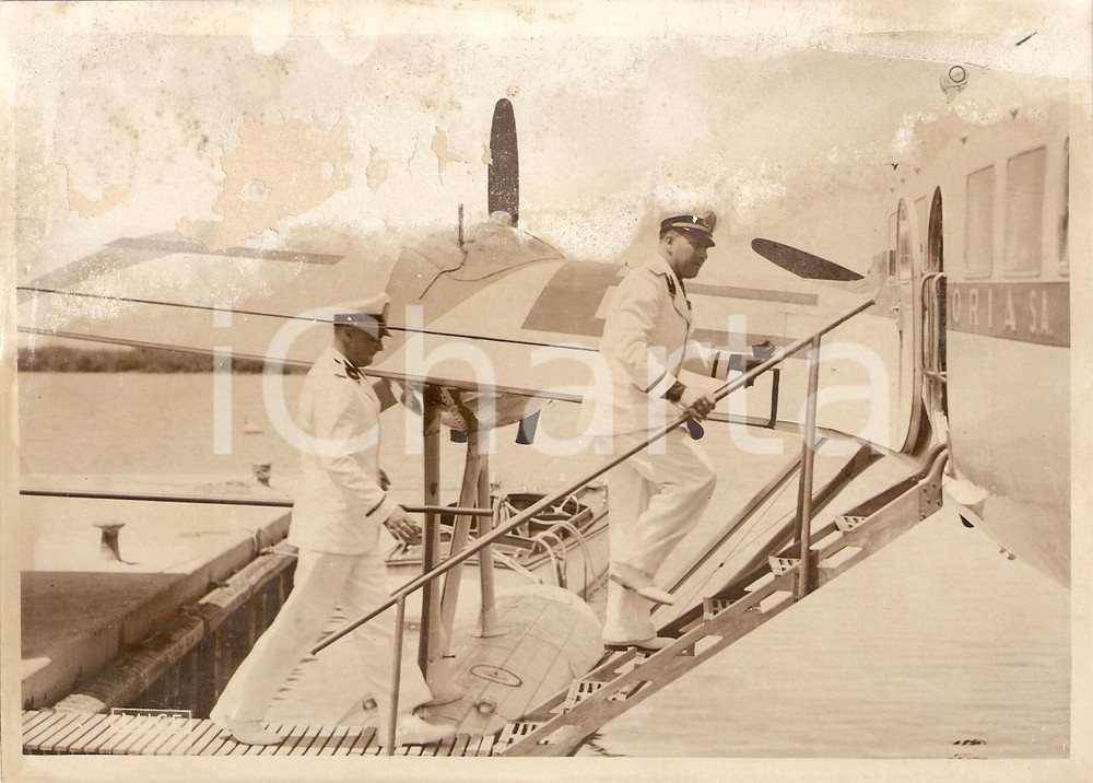 Fotografia d epoca originale 1939 OSTIA Galeazzo CIANO in partenza su Cant Z 506 AIRONE per la Spagna 1