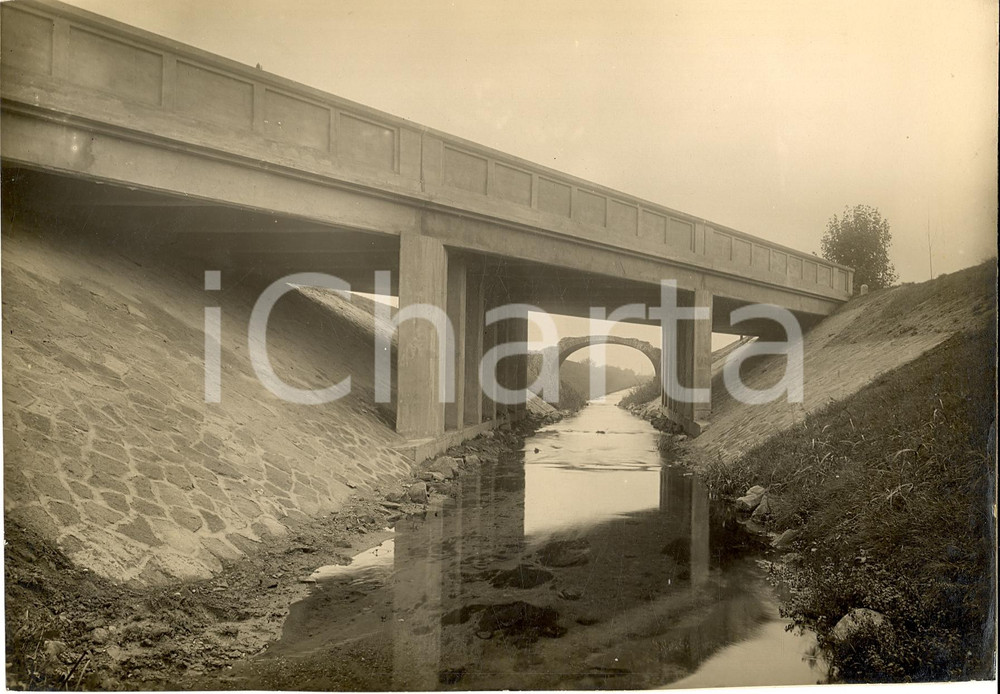 Fotografia d'epoca originale 1929 PADOVA Campagna con arco romano e nuovo ponte *Foto CISLON 23x16 cm 1