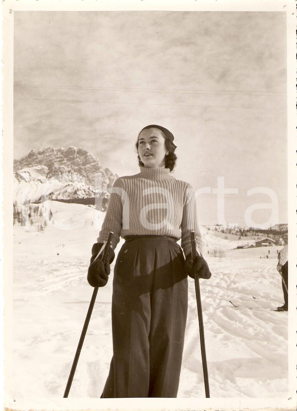 Fotografia d'epoca originale 1939 CORTINA D'AMPEZZO GioventÃ¹ italiana su campi sci 1