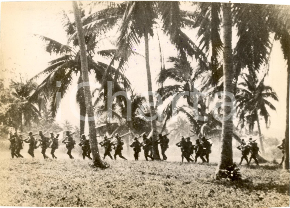 Fotografia d'epoca originale 1939 HAINAN CINA Squadra giapponesi rastrella isola 1
