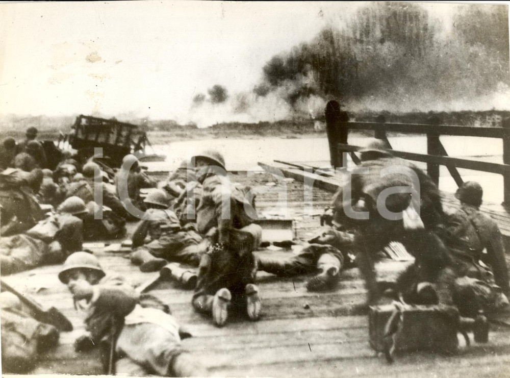 Fotografia d'epoca originale 1939 CHONGQING Le truppe giapponesi assaltano la cittÃ  1
