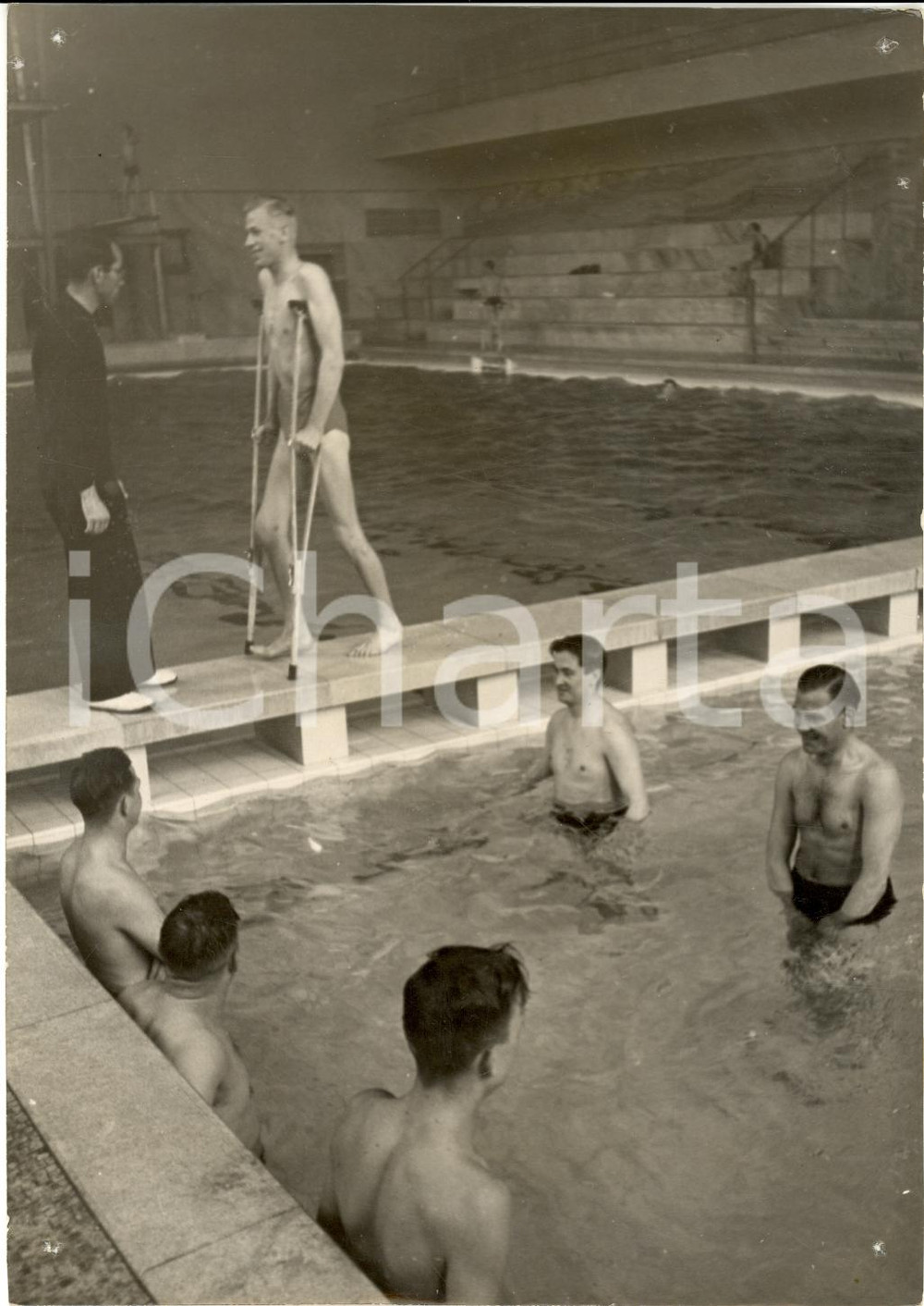 Fotografia d epoca originale 1940 BERLINO WW2 Feriti di guerra alla piscina dell AVIAZIONE Fotografia 1