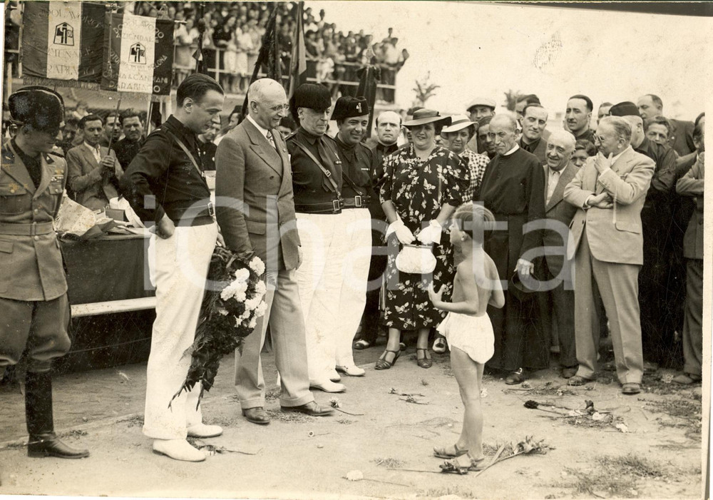Fotografia d epoca originale 1936 PARABIAGO Riccardo MOTTA visita col. Elioterapica 1