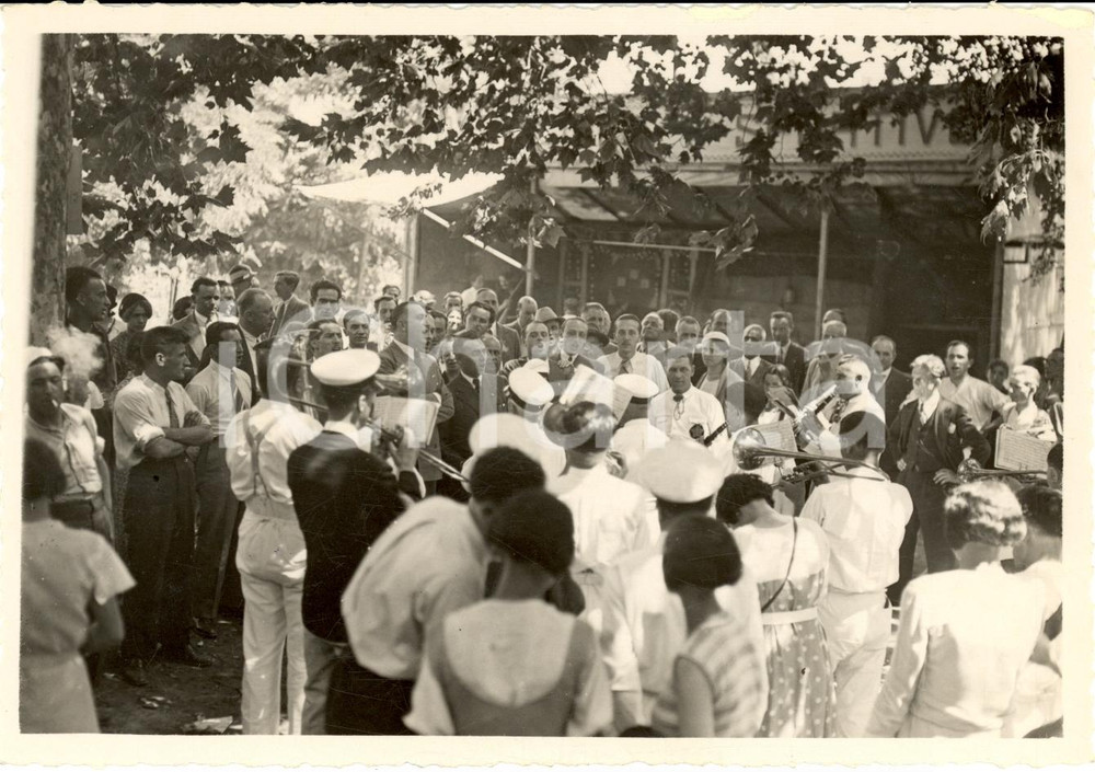 Fotografia d epoca originale 1933 GALLIATE NO Banda per Rino PARENTI a PONTE TICINO 1