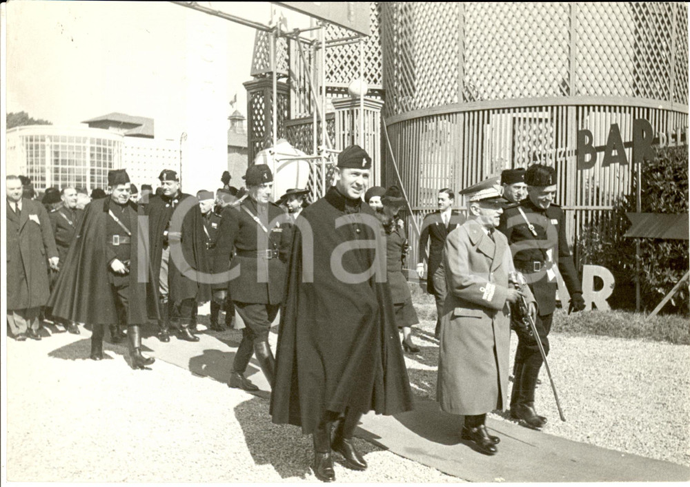 Fotografia d epoca originale 1938 MILANO Vittorio Emanuele III in visita alla Fiera Campionaria Fotografia 1
