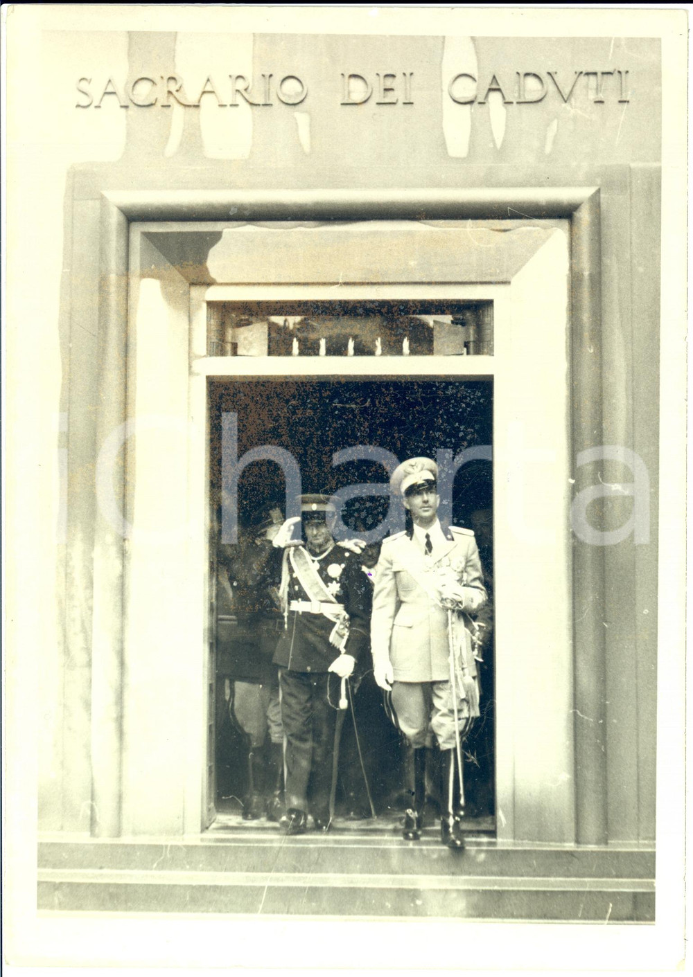 Fotografia d epoca originale 1939 FIRENZE Umberto II esce dal Sacrario dei Caduti Fascisti Fotografia 1