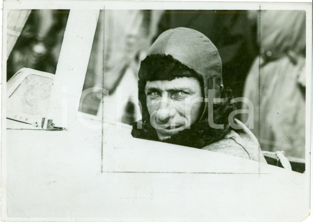 Fotografia d epoca originale 1924 PARIS Aviatore Maurice DROUHIN batte record di durata in aereo FOTO 1