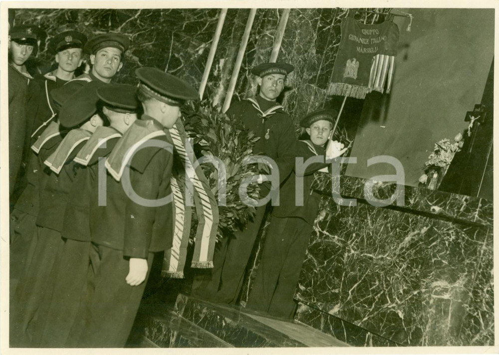 Fotografia d epoca originale 1935 GENOVA Omaggio Avanguardisti di MARSIGLIA a Caduti FASCIO Fotografia 1