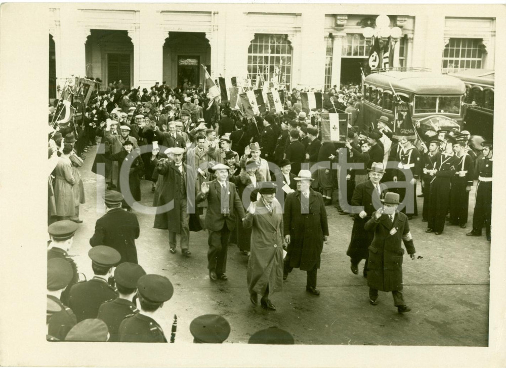 Fotografia d epoca originale 1937 GENOVA L arrivo di 2000 Dopolavoristi tedeschi Fotografia 1
