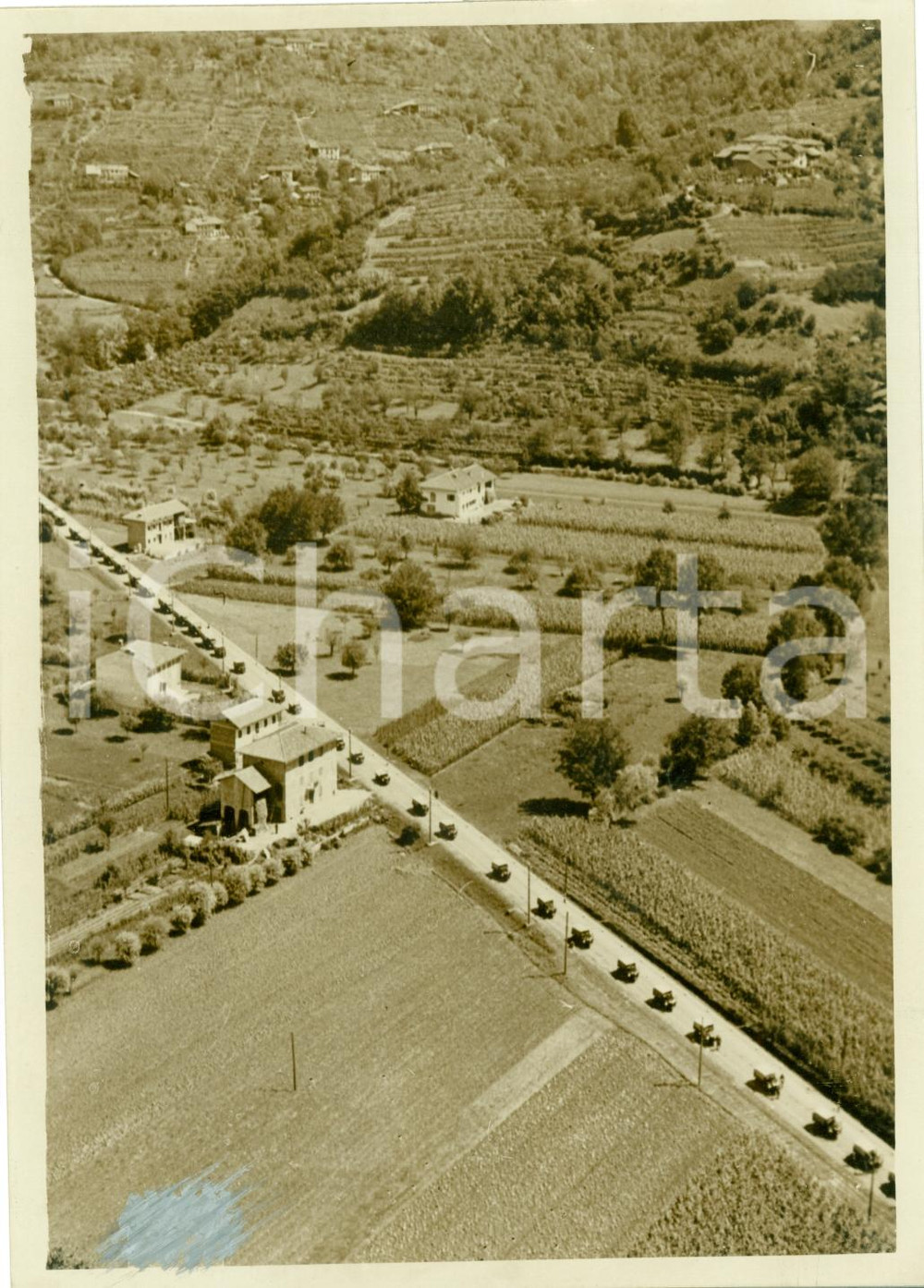Fotografia d epoca originale 1939 CAMPAGNA PIEMONTESE Autocolonna in marcia per GRANDI MANOVRE Foto aerea 1