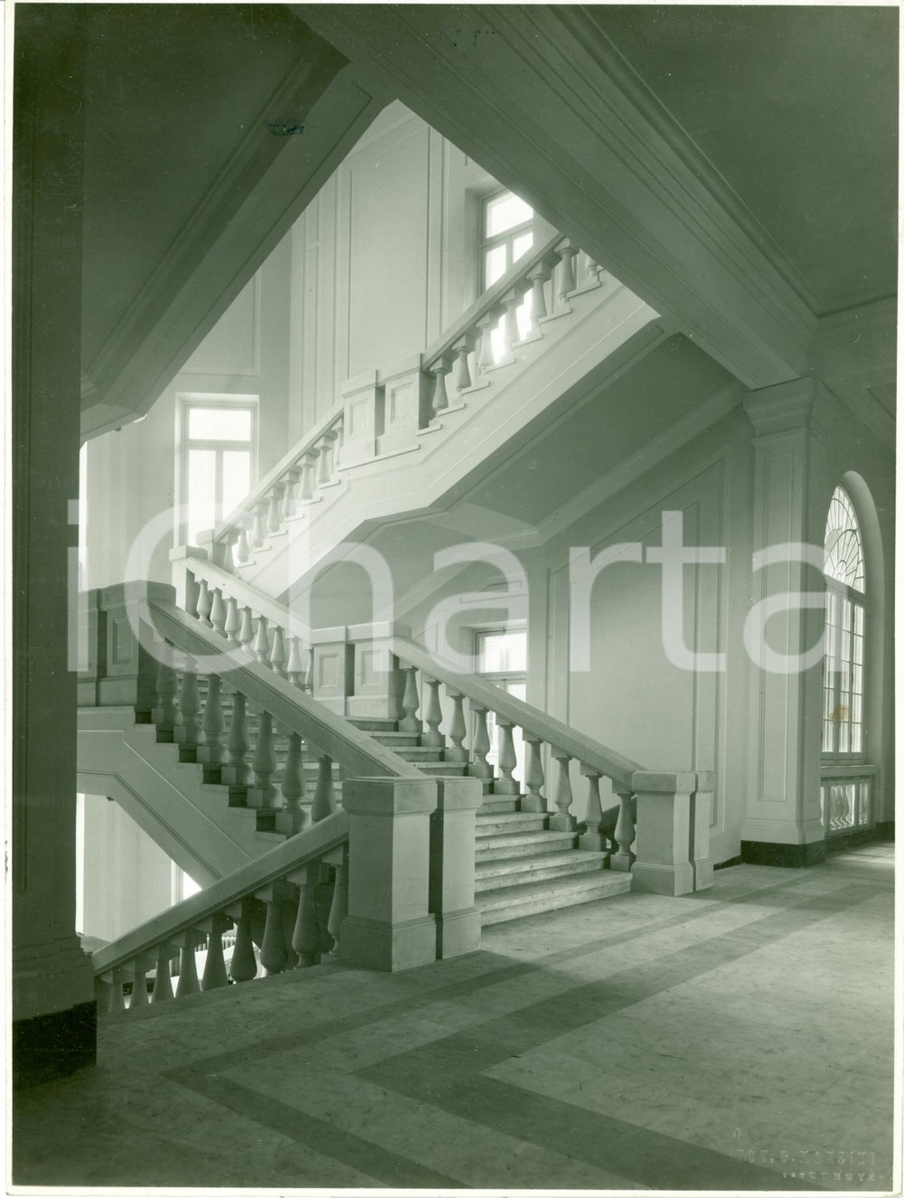Fotografia d epoca originale 1933 GENOVA QUARTO Scalone centrale nuovo ospedale Psichiatrico FOTOGRAFIA 1
