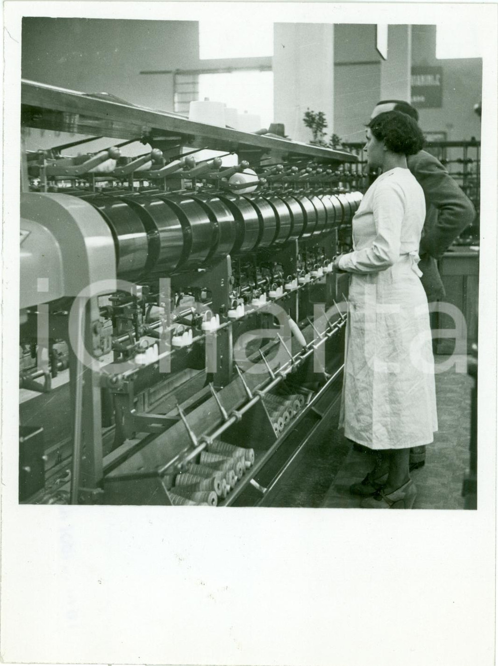 Fotografia d epoca originale 1937 MILANO Operai specializzati al lavoro FIERA CAMPIONARIA Fotografia 1