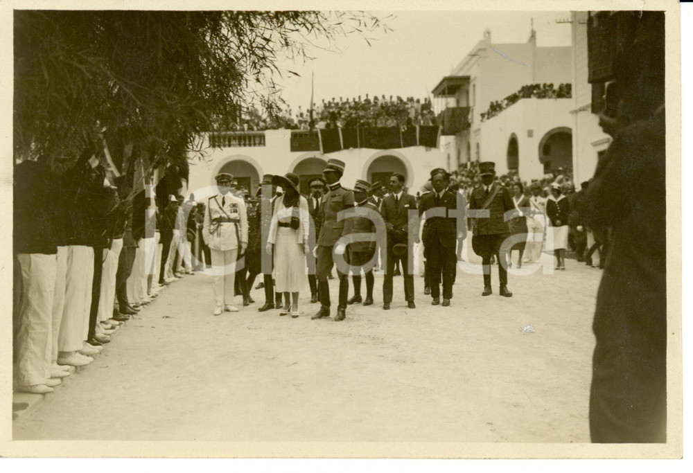 Fotografia d epoca originale 1930 ZLITEN LIBIA I Principi di Piemonte passano in rassegna i fascisti Foto 1