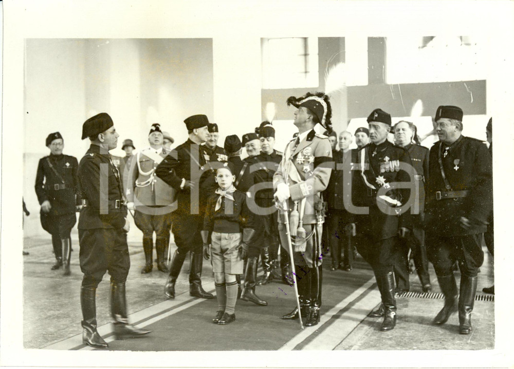 Fotografia d epoca originale 1935 NAPOLI UMBERTO II inaugura il mercato dei pesci Fotografia 1