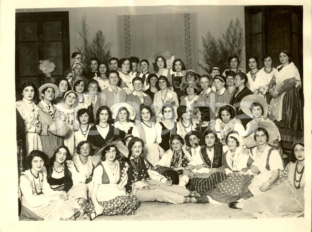 Fotografia d epoca originale 1930 ROMA Ragazze Fasci Femminili in costume per nazionaliste tedesche FOTO 1