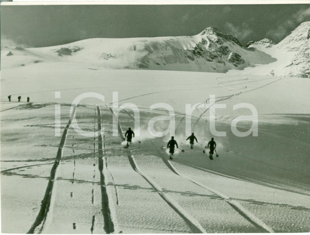 Fotografia d epoca originale 1939 CORTINA D AMPEZZO BL Sciatori su piste nuova stagione invernale FOTO 1