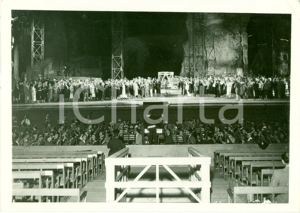 Fotografia d epoca originale 1938 ROMA TERME DI CARACALLA Prove per Aida al Teatro dei Ventimila Orchestra 1