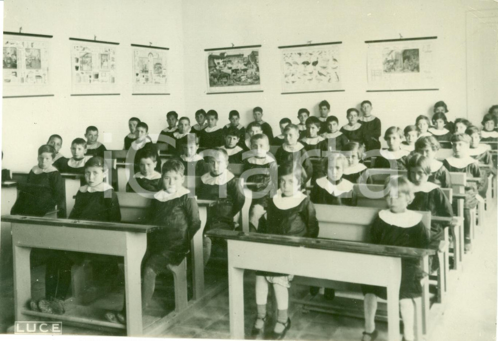Fotografia d epoca originale 1935 VILLAGGIO GIOVANNI BERTA LIBIA Alunni classe italiana in CIRENAICA Foto 1