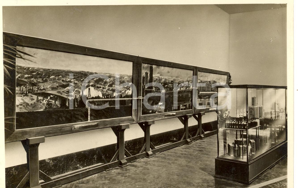 Fotografia d epoca originale 1928 MILANO Fiera Campionaria  Padiglione SHELL Sala espositiva Fotografia 1