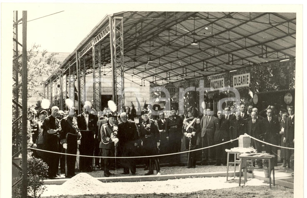 Fotografia d epoca originale 1934 FIRENZE Mostra Agraria  Il Re visita i padiglioni della meccanica Foto 1