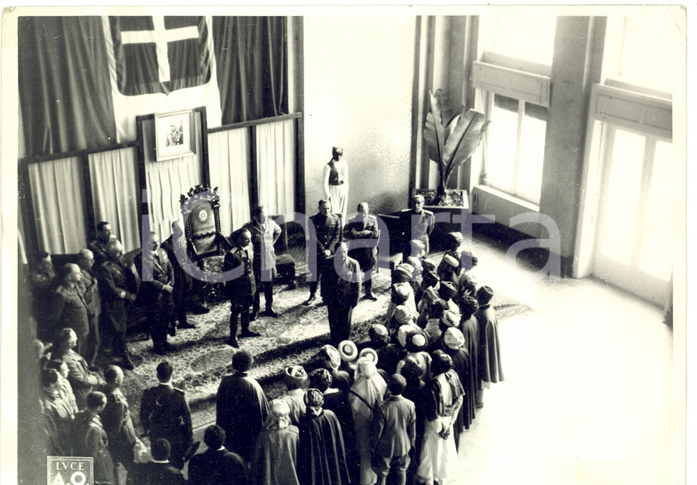 Fotografia d epoca originale 1936 ADDIS ABEBA ETIOPIA A.O.I. Omaggio capi etiopici ad Alessandro LESSONA 1