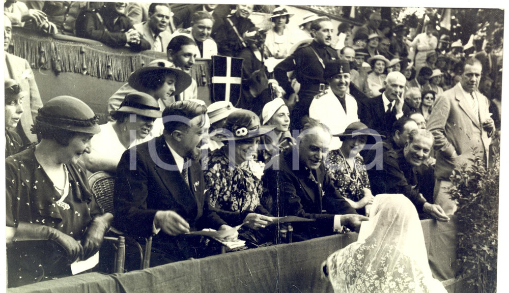 Fotografia d epoca originale 1934 NAPOLI Bruno BIAGI alla sfilata dei costumi napoletani Foto DANNEGGIATA 1