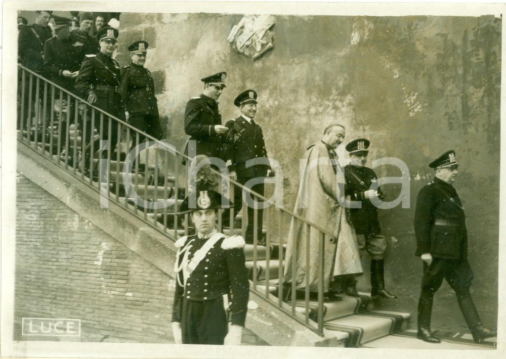 Fotografia d epoca originale 1939 ROMA Ministri e Cardinali lasciano CAMPIDOGLIO dopo riunione per E42 Foto 1