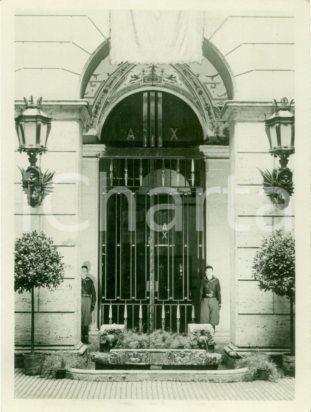 Fotografia d epoca originale 1932 ROMA Ingresso cappella votiva Caduti fascisti Palazzo VIDONI CAFFARELLI 1