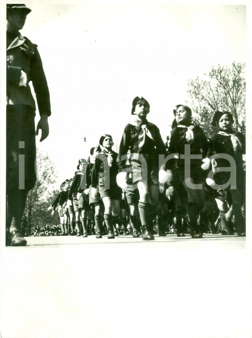 Fotografia d epoca originale 1936 MILANO Sfilata Legioni BALILLA per il Decennale dell ONB Fotografia 1