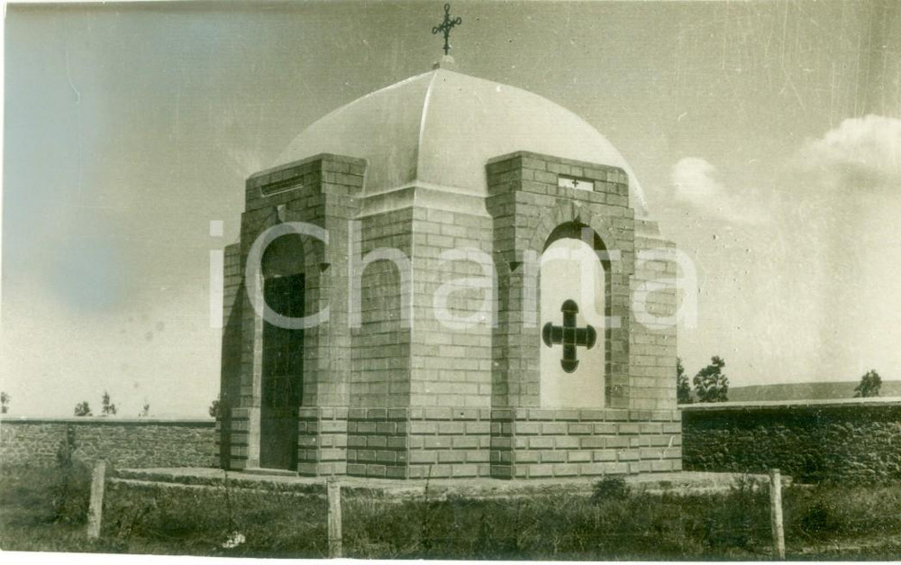 Fotografia d epoca originale 1935 MACALLE  ETIOPIA AOI Tomba di famiglia di RAS GUGSA  Fotografia 1
