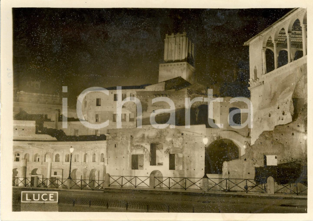 Fotografia d epoca originale 1938 ROMA Il Foro di TRAIANO illuminato per la visita di Adolf HITLER Foto 1